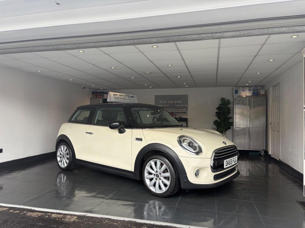 2019 MINI Hatch